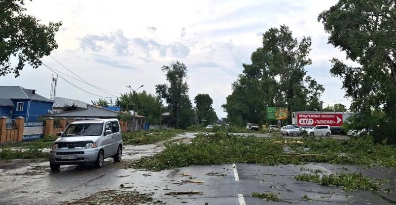 Стихия вывела из строя городскую систему электроснабжения телеграм-канал "Белогорск Z ИНФО" (18+)