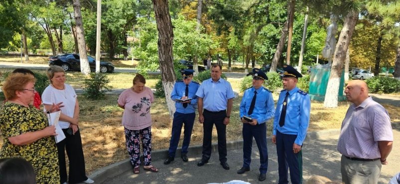 Прокурор края Юрий Немкин на фоне проблем с водоснабжением встретился с жителями Минераловодского округа Прокуратура Ставрополья