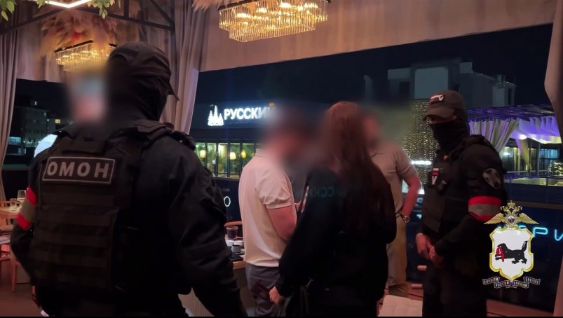 В Иркутске задержали двоих наркоманов  во время рейдов у ночных клубов ТГ-канал (18+) ГУ МВД России по Иркутской области