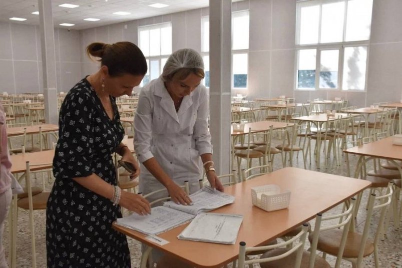 Родительский комитет проверил работу лагеря "Горного" в Севастополе Пресс-служба правительства Севастополя