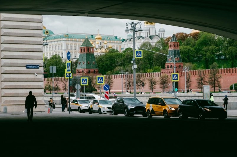Москва, дороги, дорожное движение, пробки, машины unsplash.com