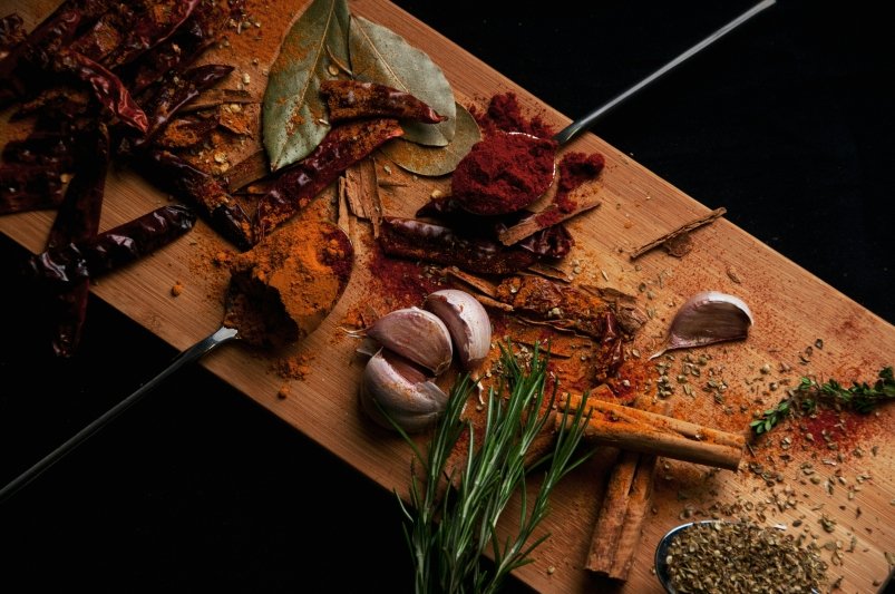 Топ специй, которые не только добавляют вкус, но и помогают организму в период воспалений unsplash.com