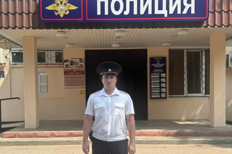 Ребенка обнаружил оперуполномоченный угрозыска Магомед Расулов ГУ МВД по Ставрополью