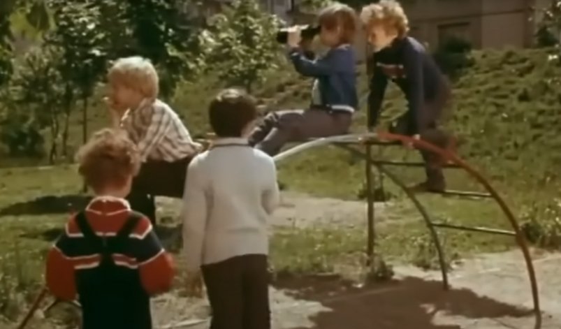 Эти 8 летних игр дают мощную ностальгию у живших в СССР, вспомните все? - ТЕСТ кадр из фильма "По секрету всему свету" (12+)