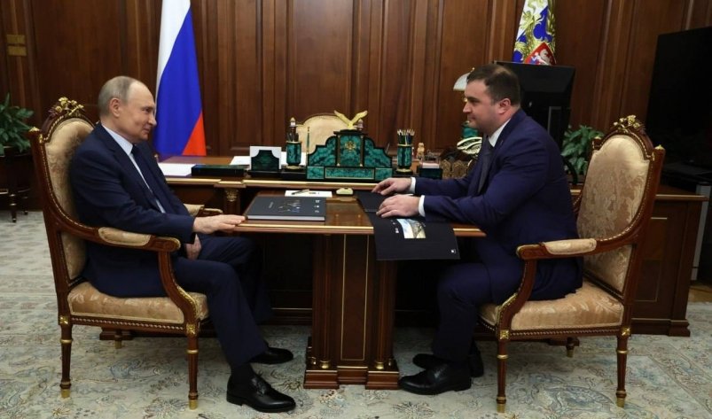В. В. Путин и В. П. Хоценко Пресс-служба Президента России