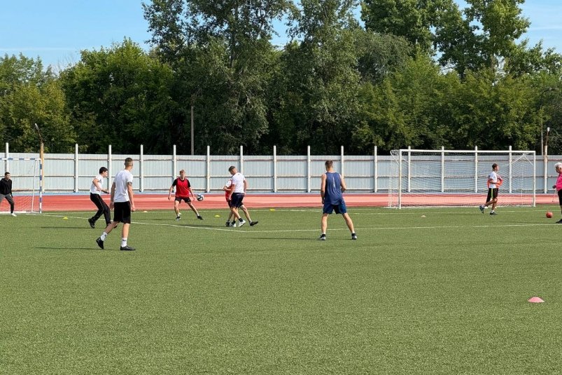 28 дворовых команд приняли участие в турнире по мини-футболу в Ангарске Пресс-служба администрации АГО
