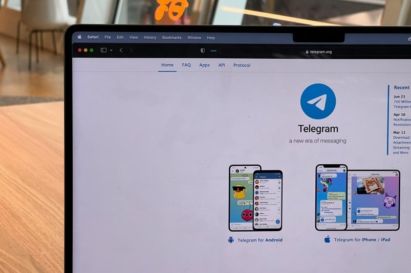 Telegram unsplash.com