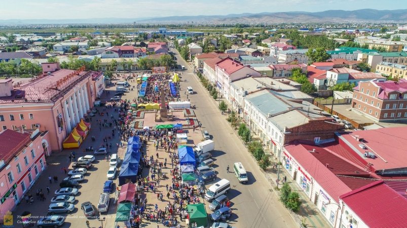 Мэр Улан-Удэ поручил обновить фасады и остановки в городе мэрия Улан-Удэ