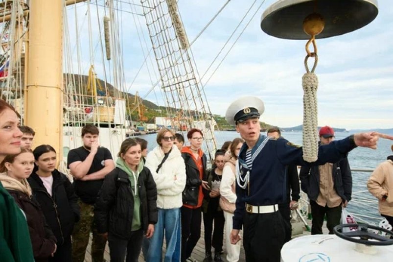 Экскурсия. Парусник "Надежда". Сентябрь 2025 года КамГУ имени Витуса Беринга