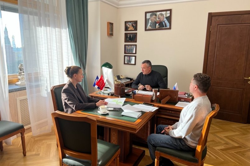 Виктор Пинский провёл приём граждан Пресс-служба депутата Госдумы Виктора Пинского