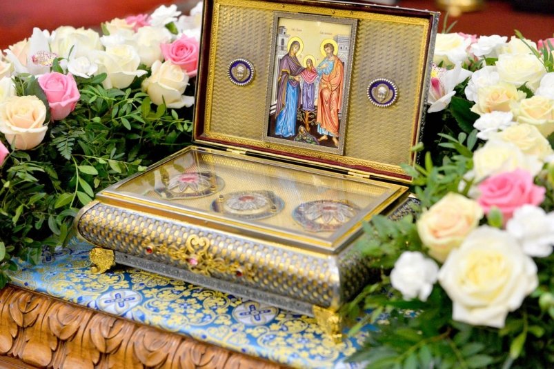 Ковчег с Поясом Пресвятой Богородицы Виктор Горбач