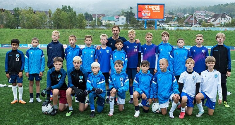 Известный футболист Дмитрий Сычев провел тренировку для юных сахалинцев пресс-служба министерства спорта Сахалинской области