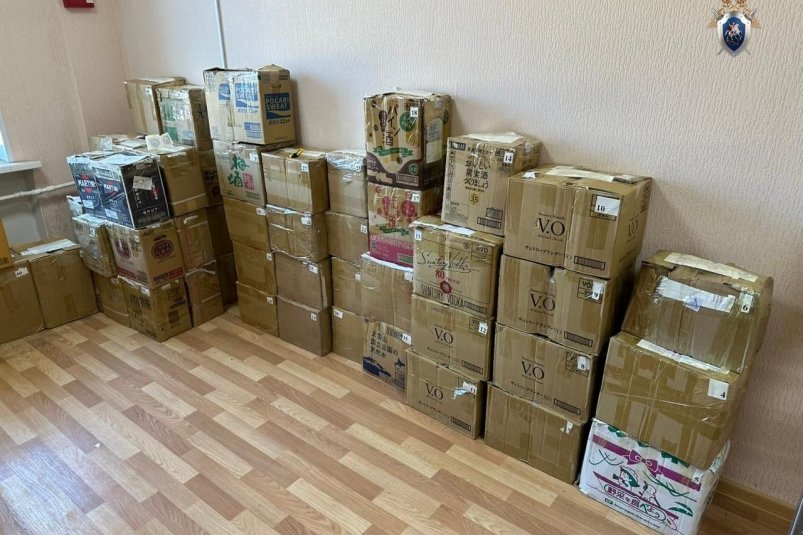 Более 600 литров нелегального алкоголя изъяли у двух жителей Южно-Курильска пресс-служба СУ СК РФ по Сахалинской области