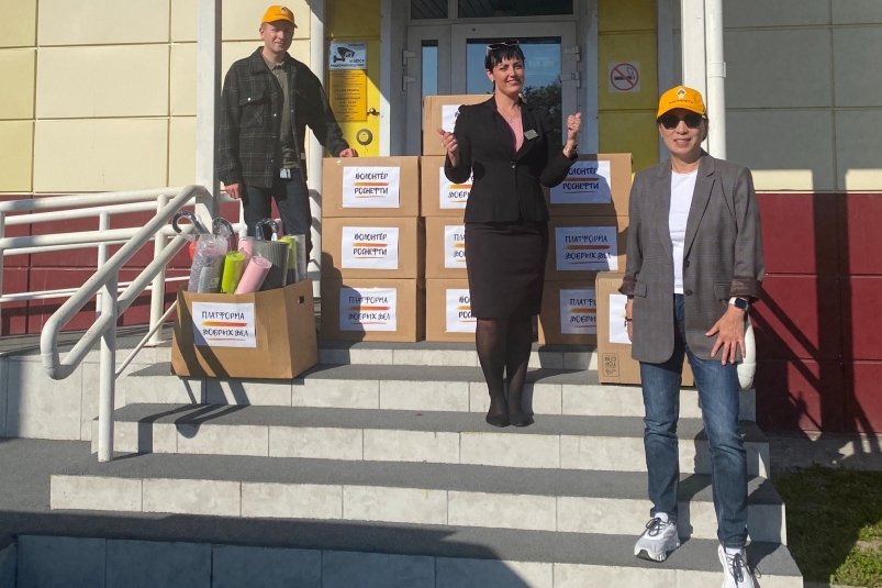 Сотрудники "Сахалинморнефтегаз-Шельф" провели акцию "Поделись теплом души" Пресс-служба "Сахалинморнефтегаз-Шельф"