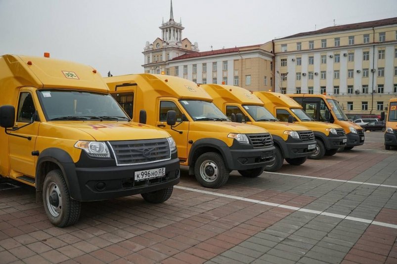 Тридцать один новый автобус передали школам Бурятии. Минобраз Бурятии