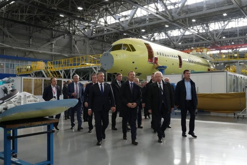 Российские сенаторы оценили производство МС-21 на Иркутском авиационном заводе Пресс-служба облправительства