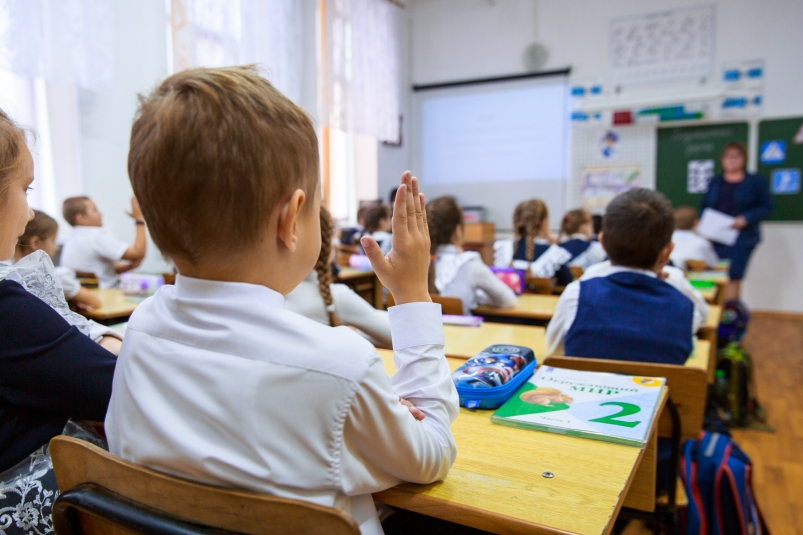Дети будут учиться по новым учебникам Илья Аверьянов, ИА PrimaMedia