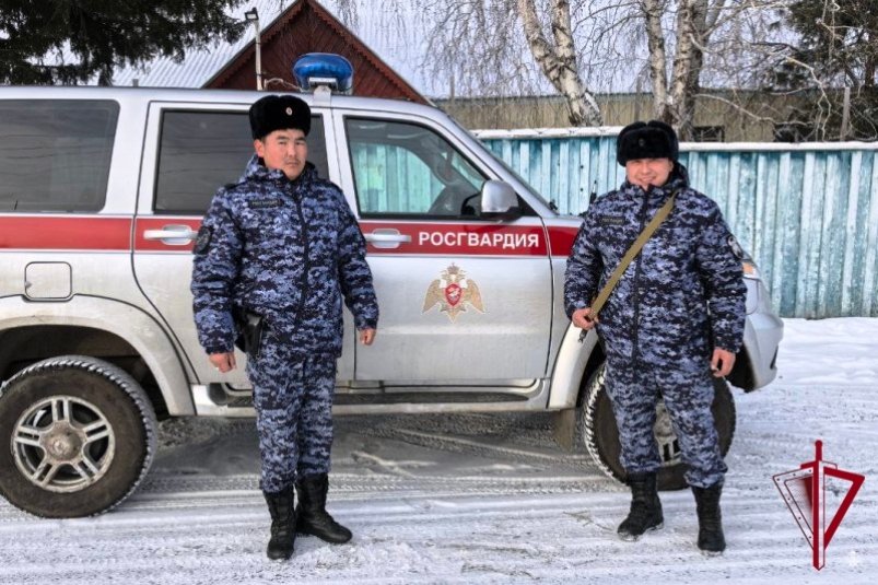 Росгвардейцы спасли замерзавшего мужчину в поселке Кырен Росгвардия по Бурятии