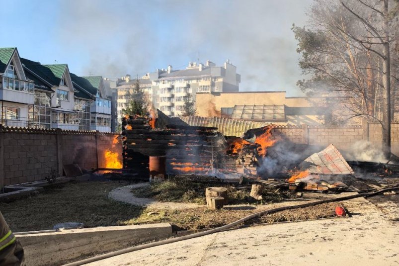 Стали известны подробности пожара в микрорайоне Ершовский в Иркутске пресс-служба ГУ МЧС России по Иркутской области