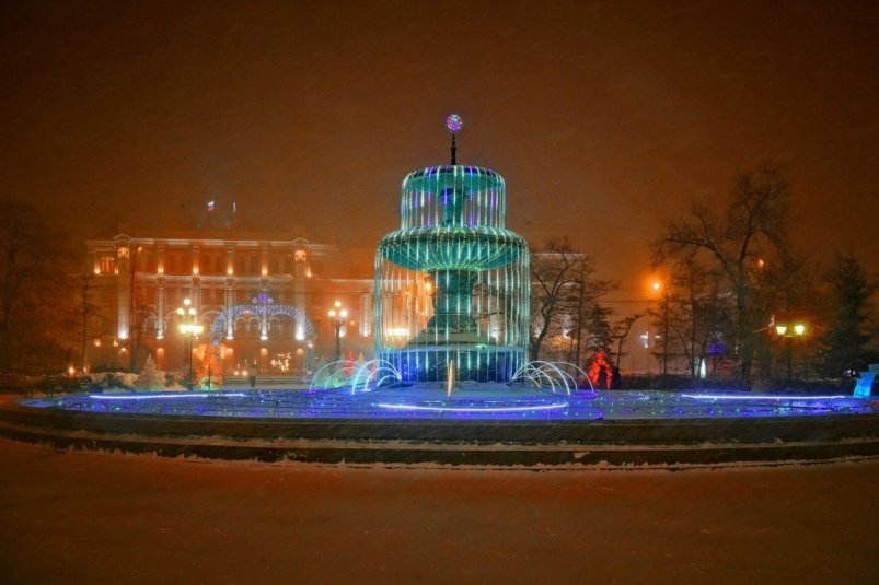 фонтан, расположенный в сквере Дзержинского тг-канал (18+) мэра Омска Сергея Шелеста