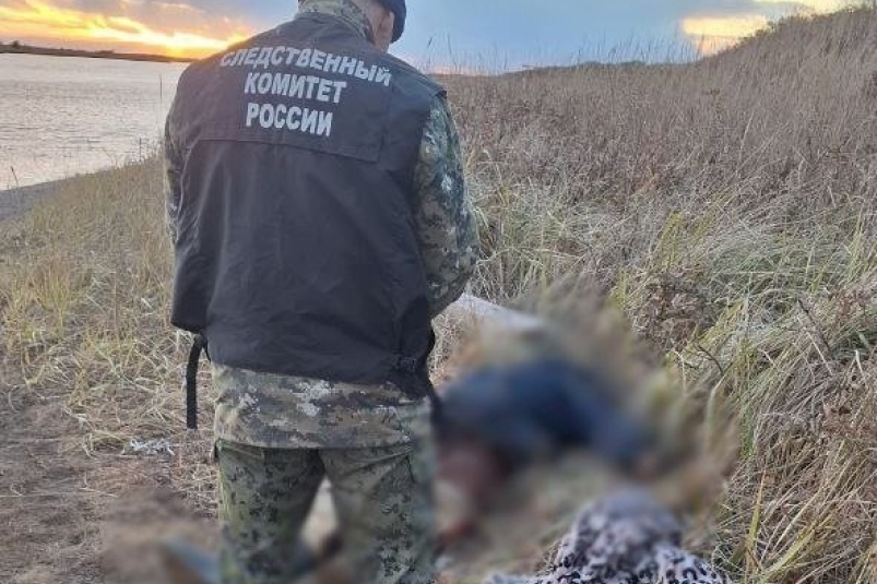 Тело 70-летнего мужчины нашли на берегу реки Промысловка в Поронайском районе пресс-служба СУ СК России по Сахалинской области.