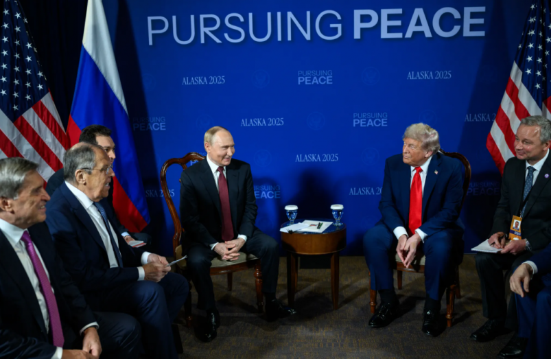 Трамп так и не дал точного ответа, когда встретится с Путиным Пресс-служба Белого дома