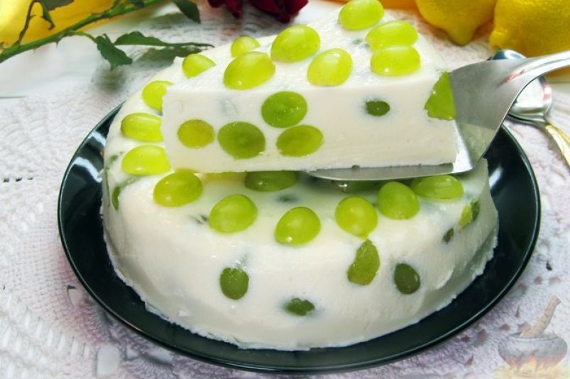 Творожно-сливочный мусс с виноградом russianfood.com