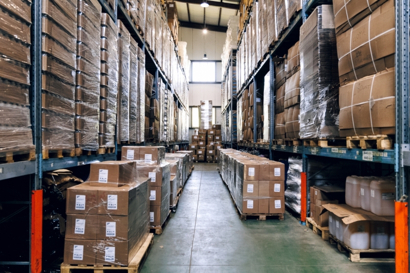 склад, ангар, коробки, Евгений  Кулешов, ИА PrimaMedia склад, ангар, коробки, Евгений  Кулешов, ИА PrimaMedia