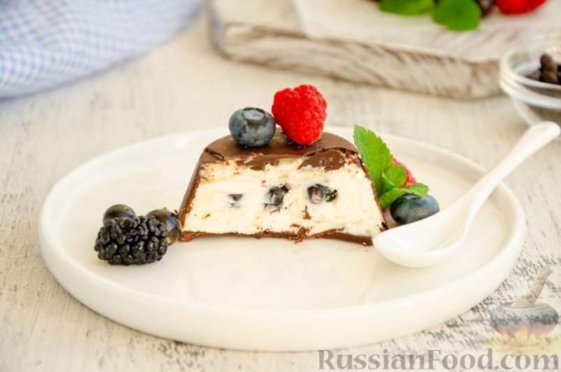 Творожные сырки с чёрной смородиной в шоколаде russianfood.com Творожные сырки с чёрной смородиной в шоколаде russianfood.com