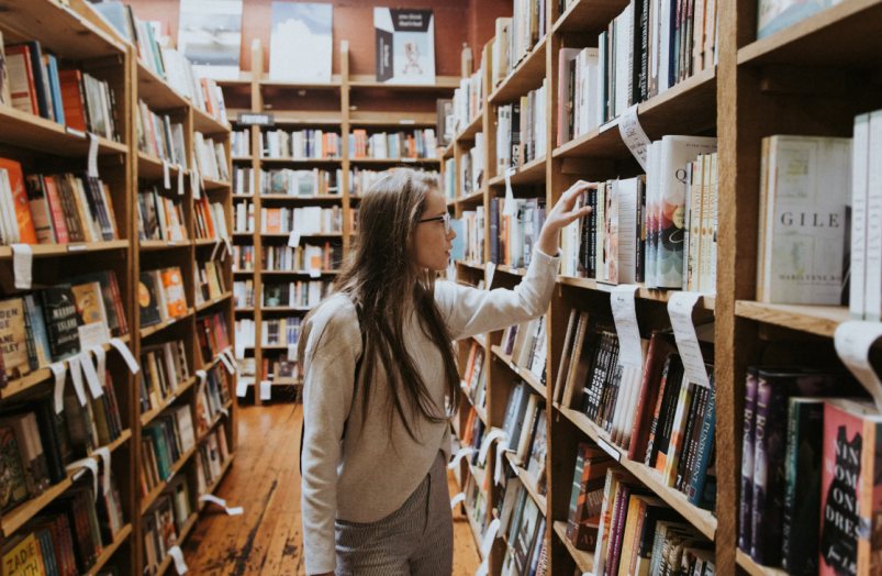 Тематическое фото Изображение сгенерировано ИИ Qwenlm.a (18+).