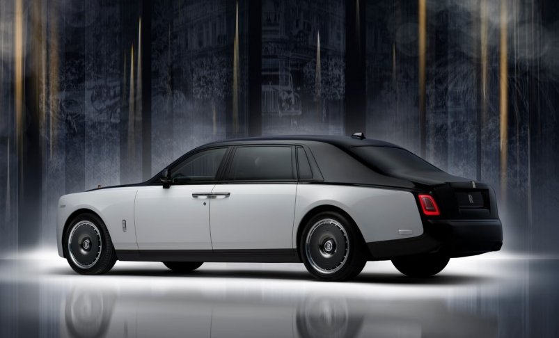 Rolls-Royce Phantom Rolls-Royce Rolls-Royce Phantom Rolls-Royce