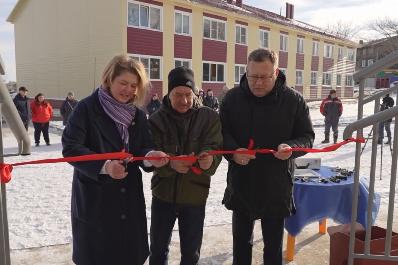На Камчатке в поселке Ключи 12 семей получили новые квартиры в рамках программы переселения из аварийного жилья Официальный сайт Камчатского края На Камчатке в поселке Ключи 12 семей получили новые квартиры в рамках программы переселения из аварийного жилья Официальный сайт Камчатского края