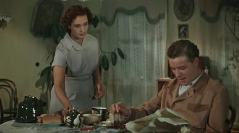 Эти фильмы смотрел каждый в СССР, но сейчас их узнает только 1 из 50 россиян кадр из фильма "Высота" (0+) Эти фильмы смотрел каждый в СССР, но сейчас их узнает только 1 из 50 россиян кадр из фильма "Высота" (0+)