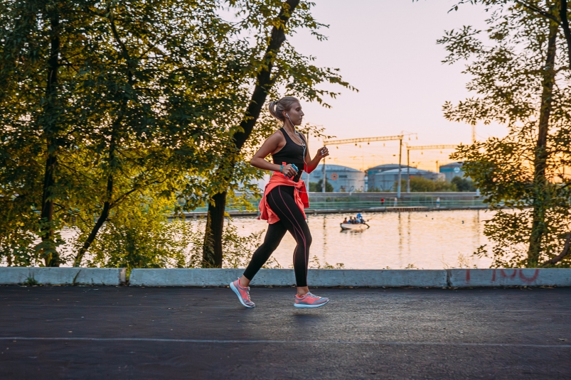 бег, озеро чан, спорт, тренировка, пробежка, зож Мария Смитюк, ИА PrimaMedia бег, озеро чан, спорт, тренировка, пробежка, зож Мария Смитюк, ИА PrimaMedia