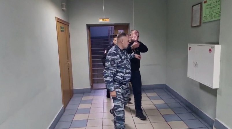 Обвиняемый в тяжких преступлениях проведет под стражей два месяца скриншот видео - Благовещенский городской суд Обвиняемый в тяжких преступлениях проведет под стражей два месяца скриншот видео - Благовещенский городской суд