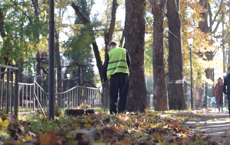 Кадр из видео Соцсети администрации Симферополя