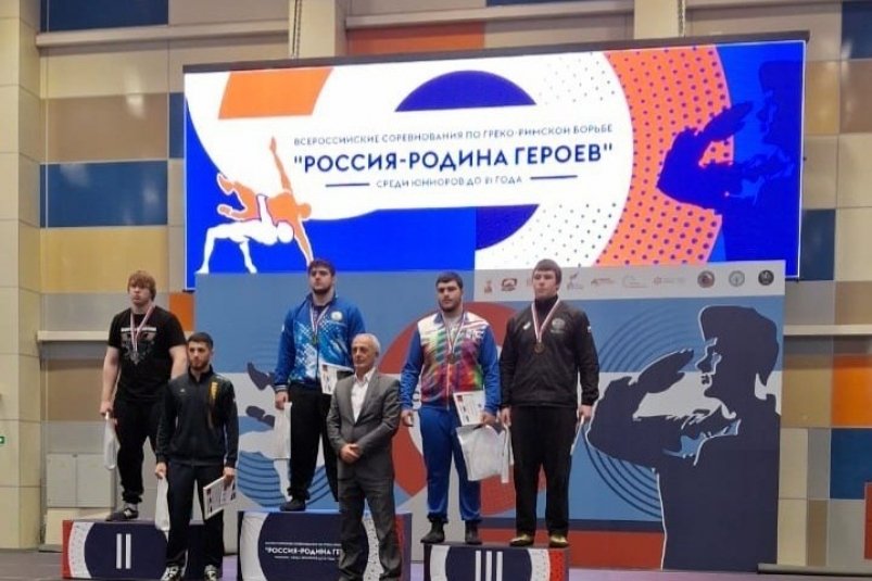 Спортсмен из Ангарска взял бронзу на соревнованиях по греко-римской борьбе Пресс-служба Минспорта региона Спортсмен из Ангарска взял бронзу на соревнованиях по греко-римской борьбе Пресс-служба Минспорта региона