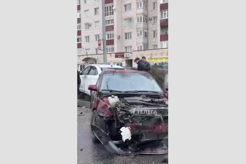 С места ДТП Телеграм-канал "Ставропольская телега" (18+) С места ДТП Телеграм-канал "Ставропольская телега" (18+)