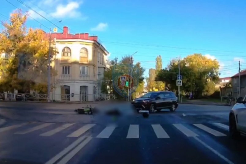 Кадр из видео Соцсети ГАИ Севастополя