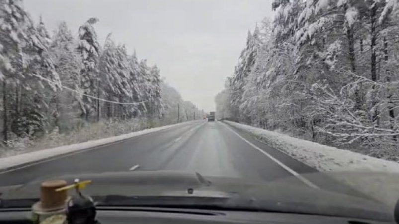 На дорогах гололед скриншот с видео На дорогах гололед скриншот с видео