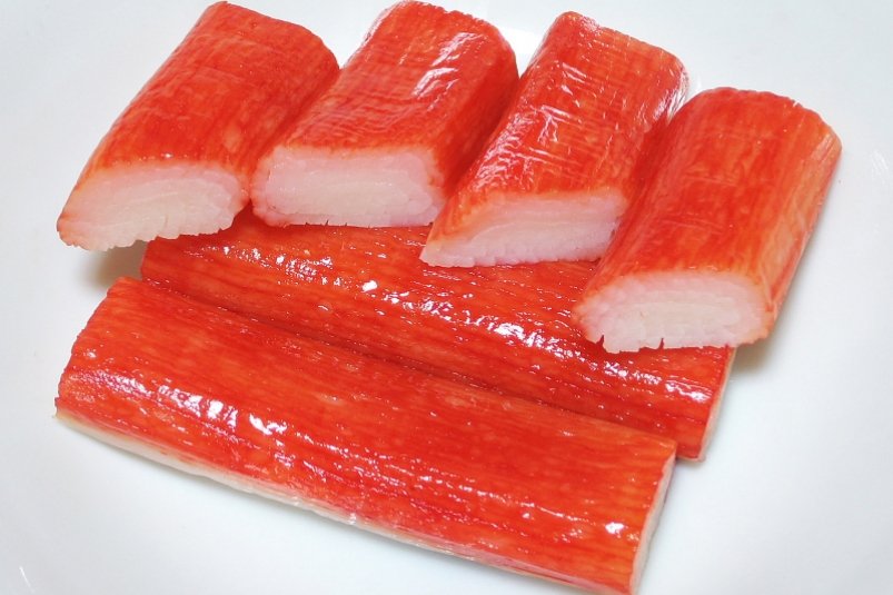 Крабовые палочки commons.wikimedia.org Крабовые палочки commons.wikimedia.org