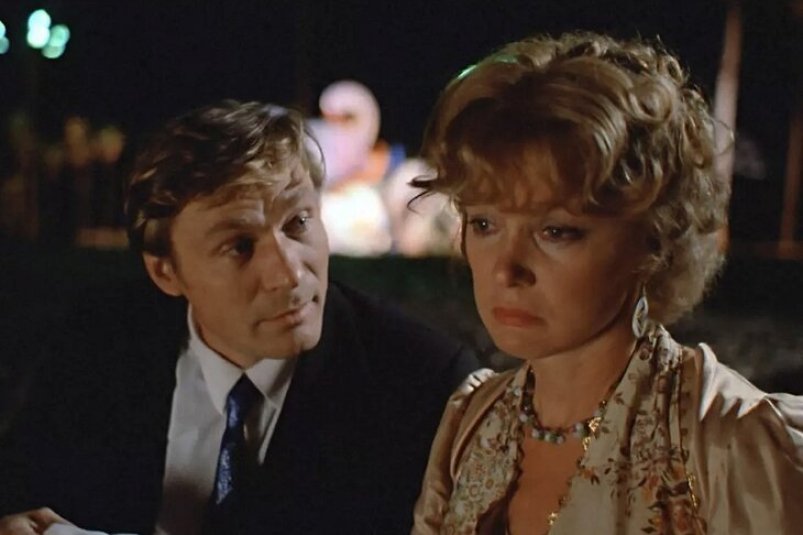 Всего 1 цитата Людмилы Гурченко - и сразу поймёте, кто перед вами: мужчина или ничтожество Кадр из фильма "Любовь и голуби" (12+)