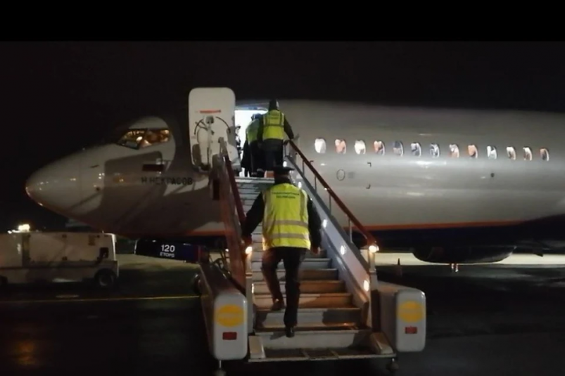 Самолёт пресс-службы Восточно-Сибирского ЛУ МВД России на транспорте Самолёт пресс-службы Восточно-Сибирского ЛУ МВД России на транспорте