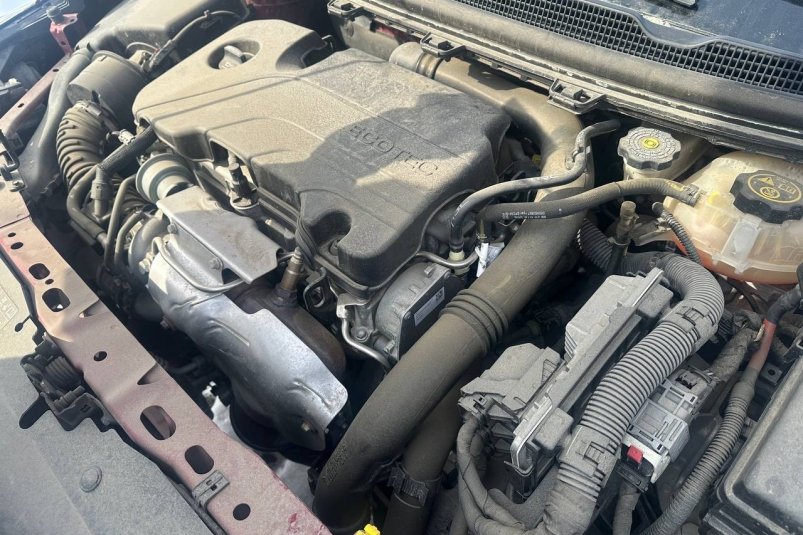 Названы 3 ошибки при замене масла к холодам: 90% водителей делают неправильно ИА StolicaMedia