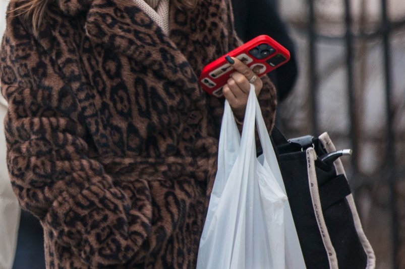 Мошенники расставляют ловушки в людных местах Илья Аверьянов, ИА PrimaMedia