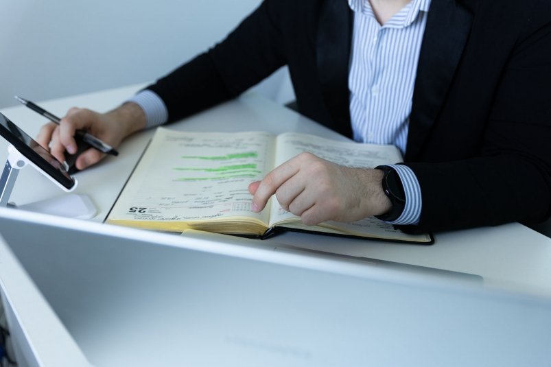 Офис, работа, бизнес, коуч, бизнес, бизнесмен, предприниматель Артём Хорошилов  , ИА Stavropol.Media