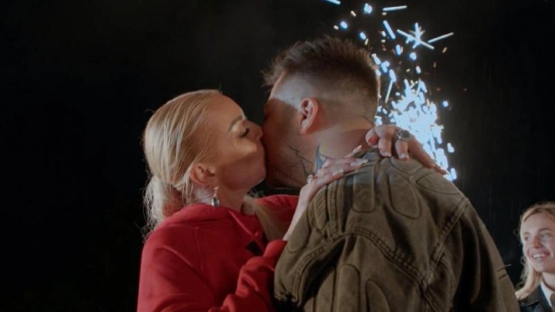 Анастасия Волочкова и Рома Желудь Фрагмент из реалити "Звезды под капельницей" (18+)