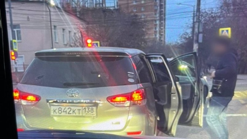 Словесная перепалка между мужчинами переросла в конфликт с преследованием в Иркутске пресс-служба ГУ МВД России по Иркутской области