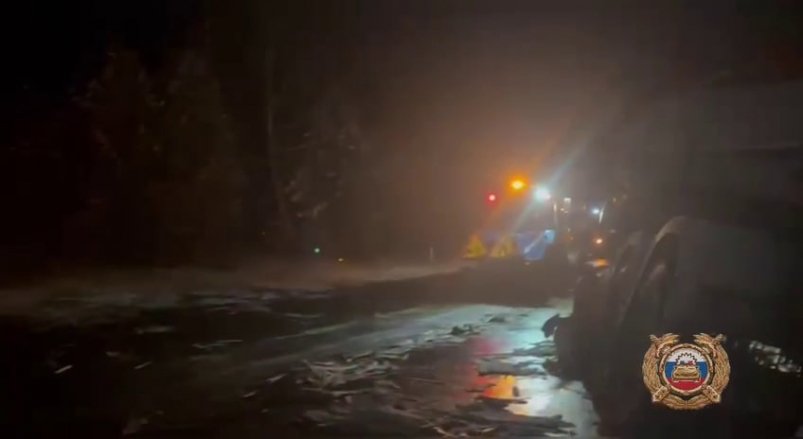 Движение по трассе Р-255 "Сибирь" запущено в реверсивном режиме после жесткого ДТП Госавтоинспекция региона