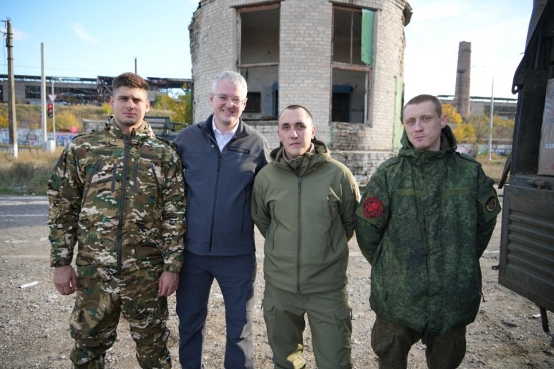 Владимир Солодов и бойцы Правительство Камчатского края